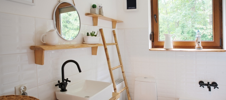 How to Maximize Space for Your Small Bathroom Remodels