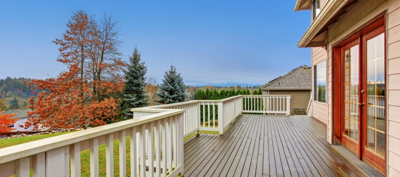 4 Reasons You Should Add a Deck to Your Home