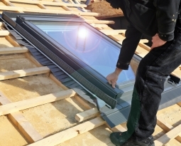 The Benefits of a Skylight: 4 Things You Should Keep in Mind