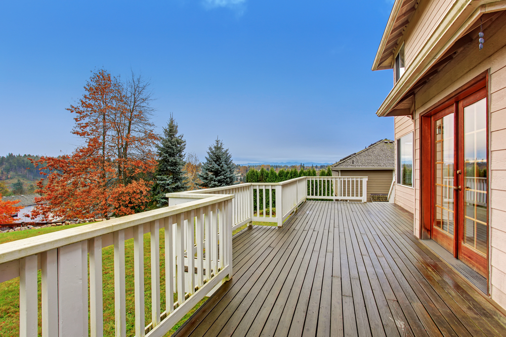 4 Reasons You Should Add a Deck to Your Home