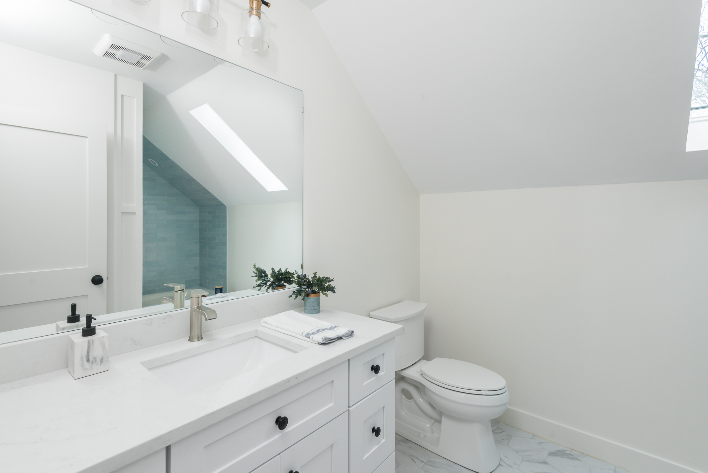 Can You Remodel a Bathroom During Winter? Pros, Costs, and Timelines Can You Remodel a Bathroom During Winter? Pros, Costs, and Timelines